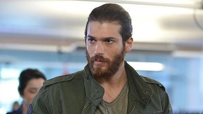 Can Yaman desaparece de las redes sociales: el actor turco elimina su cuenta de Instagram y Twitter noticias imagen
