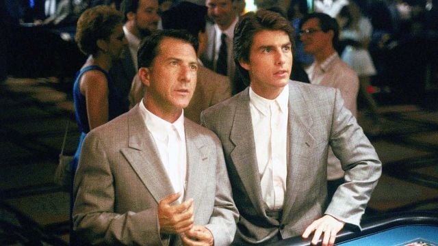 Tom Cruise y Dustin Hoffman confiaban tan poco en 'Rain Man' que la retitularon 'Dos bobos en un coche' noticias imagen