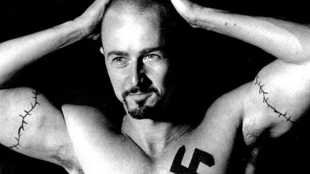 Poco se habla de que, en solo tres años, este actor estrenó tres de las mejores películas de finales de los 90 noticias imagen