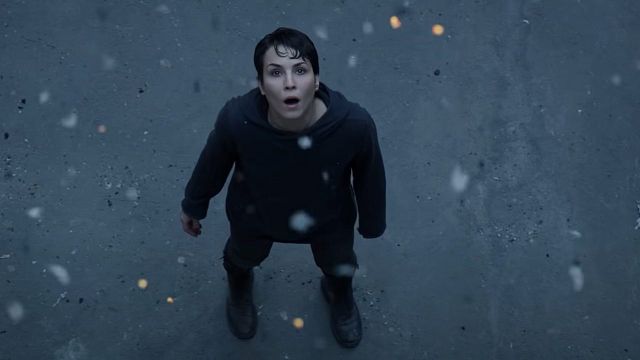 Hoy en 'streaming', un thriller de ciencia ficción que se hizo viral: la actriz principal interpreta 7 personajes diferentes noticias imagen