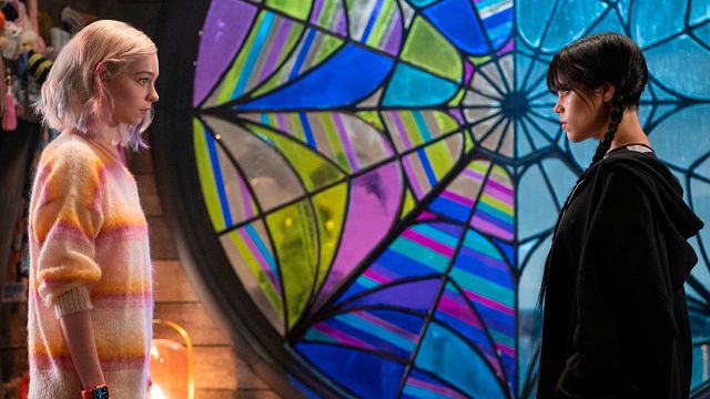 'Miércoles' sigue rompiendo récords y gana a 'Dahmer': Ya es una de las series más vistas de la historia de Netflix noticias imagen