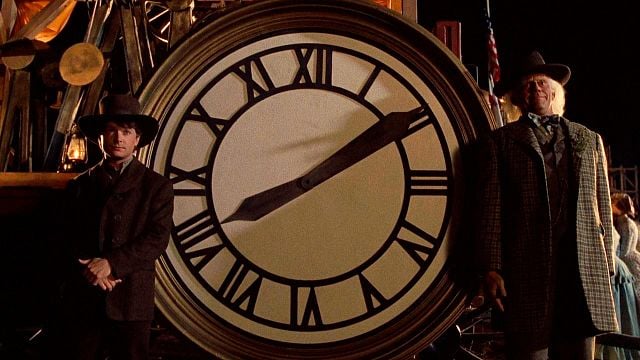 "¿Vas a encontrar una mejor manera de contar la historia? Lo dudo": Michael J. Fox es tajante respecto al reboot de 'Regreso al futuro', pero no esconde su indiferencia noticias imagen