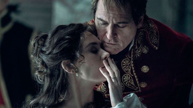 "Puedes abofetearme, puedes zarandearme, puedes besarme": 'Napoleón' incluye una bofetada que no estaba en el guion, pero surgió de un acuerdo previo