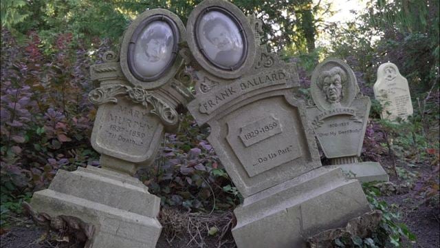 El cementerio secreto de Disneyland Paris que muchos visitantes no llegan a ver: un lugar lleno de ingeniosos detalles con las mejores vistas