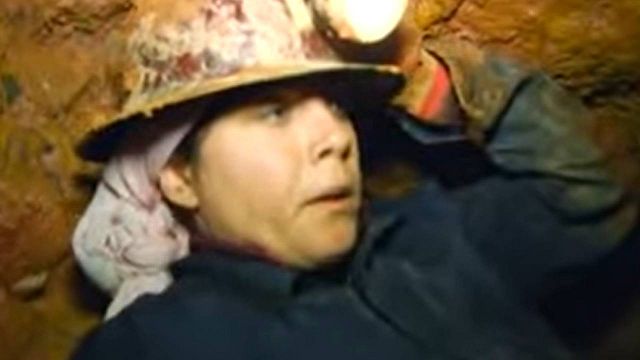 Marlen se jugaba la vida en una mina boliviana y era maltratada por su marido hasta que Samantha Villar y media España la salvó noticias imagen