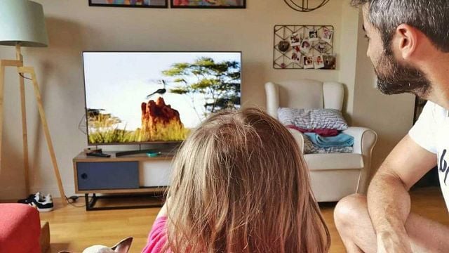 Así es la casa de Roberto Leal: un chalé de más de 300 m² en Las Rozas con rinconcitos personales y mucha vida infantil noticias imagen