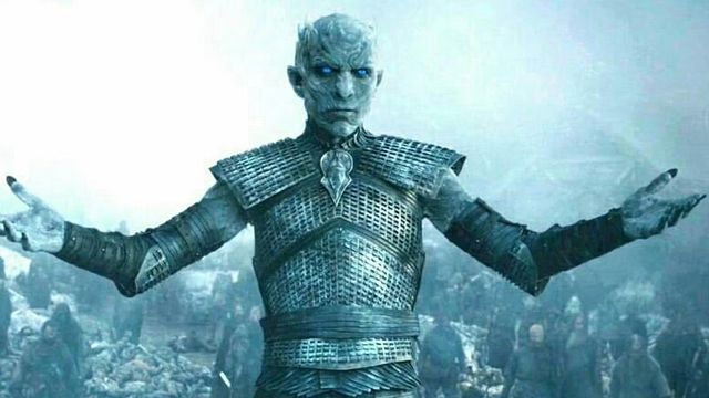 La IA imagina como serian los Caminantes blancos si siguiesen la descripción de los libros y no sabemos con qué versión quedarnos noticias imagen