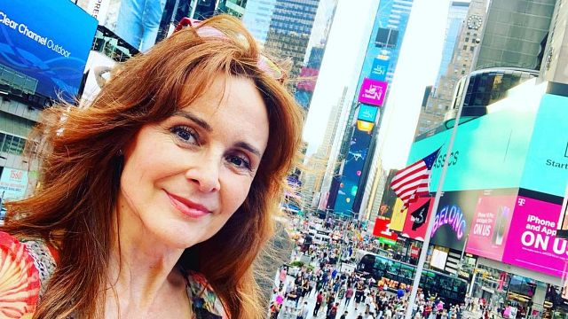 La prometedora presentadora de los 90 que rechazó "un cheque en blanco de una cadena privada" por ser actriz noticias imagen