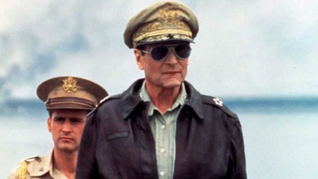 "Estoy casi agotado y siento que el final se acerca": hace 43 años, este legendario actor protagonizó solo por dinero una olvidada película bélica noticias imagen