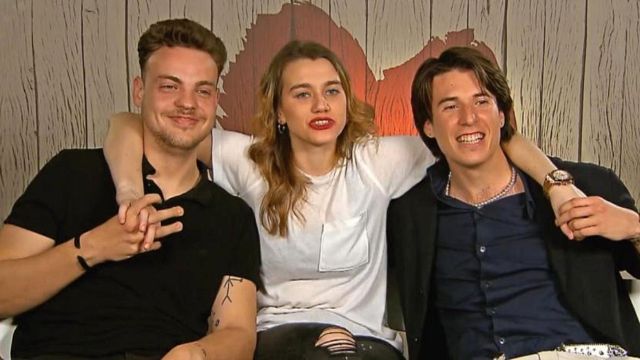 La soltera de Madrid que protagoniza una insólita cita en 'First Dates': "Creo que seríamos buenos amigos y pareja amorosa. De trío" noticias imagen