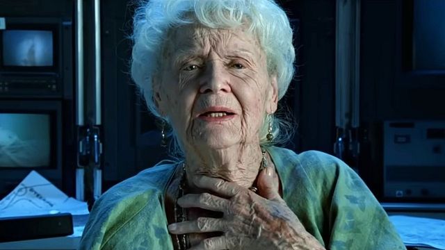 Hay un detalle en el final de 'Titanic' que no tiene ningún sentido: 25 años después, no somos los únicos que nos hacemos esta pregunta noticias imagen