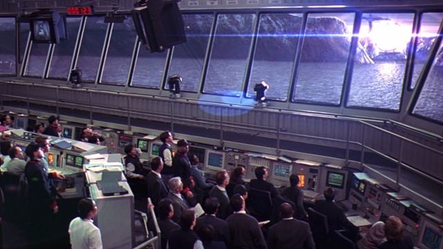 Hoy en TV: una de las mejores película de ciencia ficción de los noventa que causó el enfado del gobierno de Estados Unidos