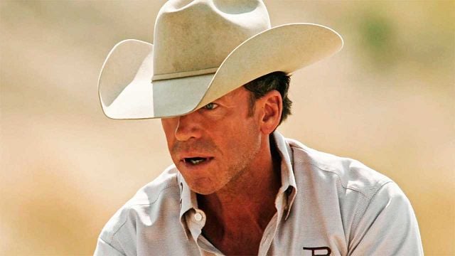 "El Juego de Tronos de los republicanos": el creador de 'Yellowstone' se ríe de su apodo y asegura que no hizo la serie para el público conservador noticias imagen