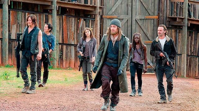 Este actor de 'The Walking Dead' acabó "aburrido e infeliz", así que fue eliminado en la siguiente temporada: "Era una frustración constante" noticias imagen