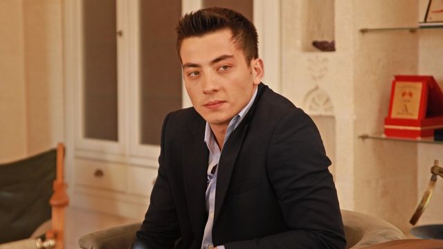 Puede que no te hayas dado cuenta, pero a este actor de 'En tierra lejana' ya le conocimos en 'Hermanos' noticias imagen