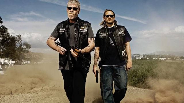 Charlie Hunnam reúne al elenco de la serie de culto 'Sons of Anarchy' para un nuevo proyecto noticias imagen