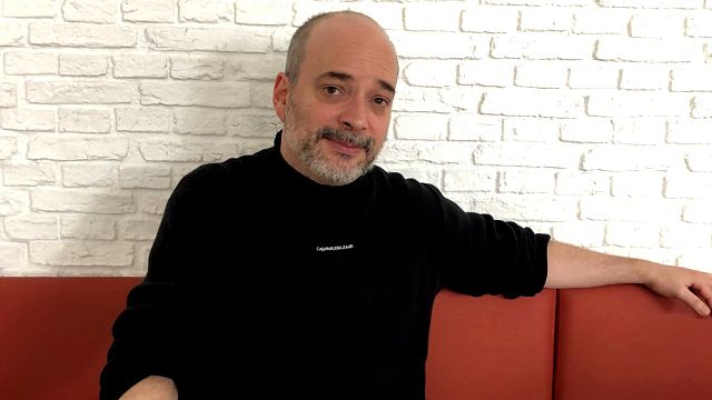 "Es un viaje de ida y vuelta de lo que ha sido mi vida": Alejandro G. Calvo te cuenta por qué tienes que ver estas películas en su nuevo libro noticias imagen