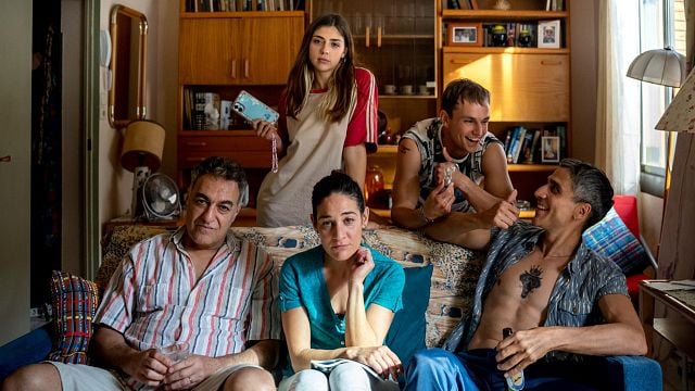 Secuestrar el cadáver de tu jefe por necesidad: así es 'Morir no siempre sale bien', la nueva comedia negra del verano noticias imagen