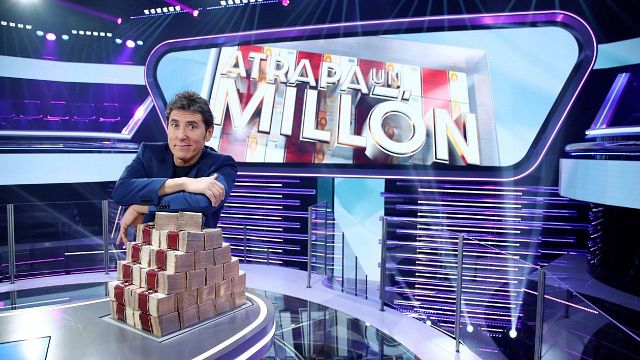 Unas "medidas de seguridad extremas" para proteger los 40 fajos de 25.000 euros reales de 'Atrapa un millón' noticias imagen