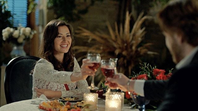 'Tierra amarga': esta semana, el anuncio de una boda y las detenciones más esperadas para encarar el desenlace de la serie noticias imagen