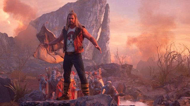 El último bombazo Marvel de Toys R Us: la réplica a escala real del martillo de Thor de Hasbro a precio mínimo histórico noticias imagen