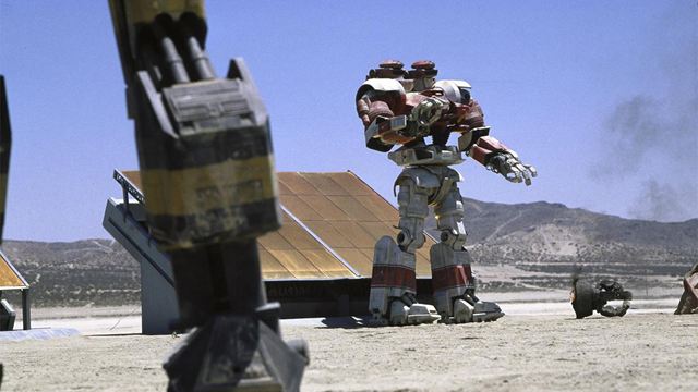 La película de ciencia ficción que fue un fracaso pero se adelantó a 'Transformers' y 'Pacific Rim': sólo dura una hora y media y se convirtió en una obra de culto