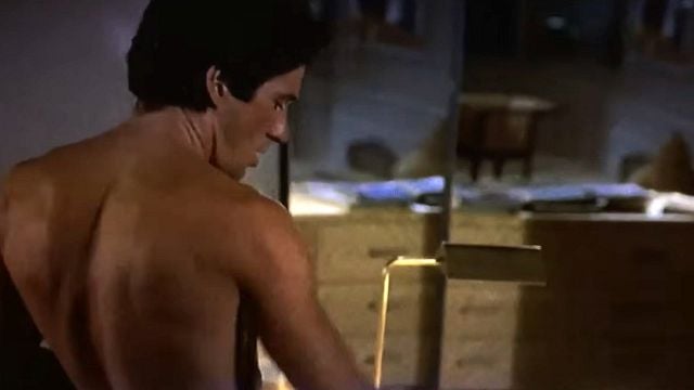 Último día para ver en Prime Video un 'thriller' que cambió el rumbo del cine de los 80 con uno de los mejores directores vivos que existen noticias imagen