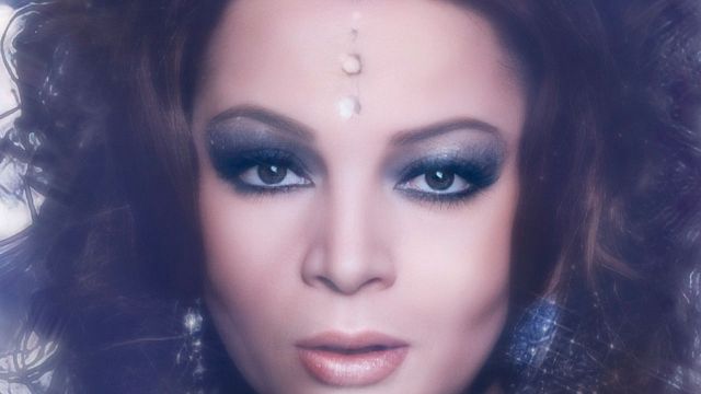 'Súper Sara', el documental que reinvidica el icono que es Sara Montiel: “Era una pionera absoluta en un montón de cosas” noticias imagen