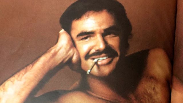 El desnudo que atormentó a Burt Reynolds durante toda su carrera y le arrebató el Oscar: "Fue un fiasco total" noticias imagen