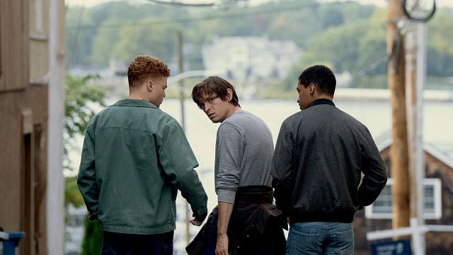 10 meses y 2 Emmy después, Netflix decide convertir su miniserie thriller de éxito en serie renovándola por una temporada 2 noticias imagen