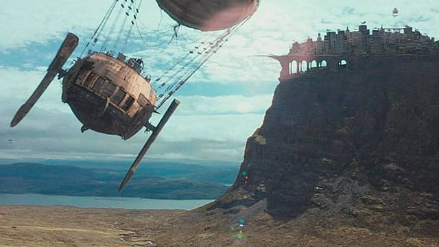 La película de fantasía que quiso beneficiarse de la fiebre por 'El Señor de los Anillos' y metió la pata: cayó en el olvido, pero ahora es de culto noticias imagen