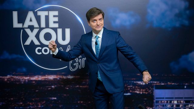 La jugada le sale bien a RTVE: Más de un millón de espectadores vieron 'Late Xou', que se estrena en el 'prime time' de La 1 siendo líder noticias imagen
