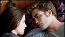 Clip con Robert Pattinson y Kristen Stewart en la cama noticias imagen