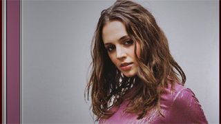 Eliza Dushku interroga a Leonard en 'Big Bang' noticias imagen