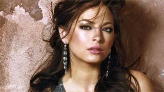 Kristin Kreuk, Lana Lang en 'Smallville', se une a '17th Precinct' noticias imagen