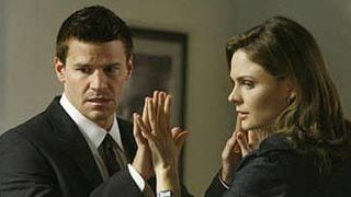 'Bones': El sexo del bebé de Booth y Brennan se sabrá en el segundo episodio de la séptima temporada noticias imagen