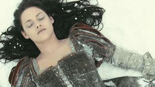 'Blancanieves y la leyenda del cazador': nuevo avance de la película de Kristen Stewart y Charlize Theron noticias imagen