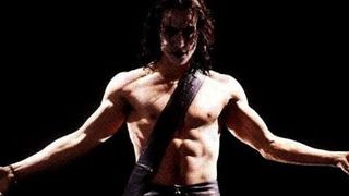 El remake de 'El cuervo' en manos del español F. Javier Gutiérrez noticias imagen