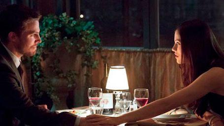 'Arrow': Oliver Queen se cita con La Cazadora noticias imagen