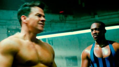 Mazas, tiros y tías buenas. El tráiler de 'Pain and gain' o el paraíso según Michael Bay