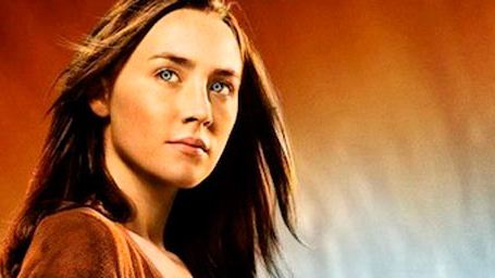 'The Host (La huésped)': ¡Nuevos póster con Saoirse Ronan y Max Irons!