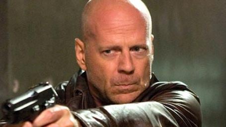 Bruce Willis abre la puerta a 'La jungla de cristal 6'