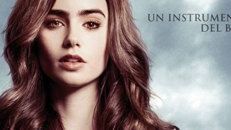 ¡EXCLUSIVA 'Cazadores de sombras'! Póster en español con Clary y Jace