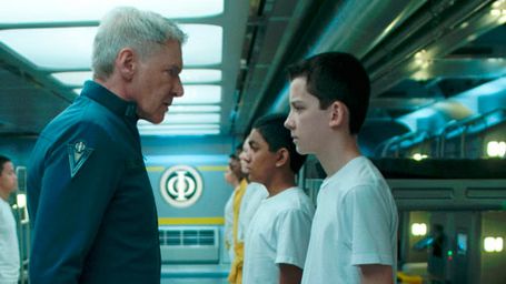 'El juego de Ender': Asa Butterfield y Harrison Ford protagonizan el primer clip noticias imagen