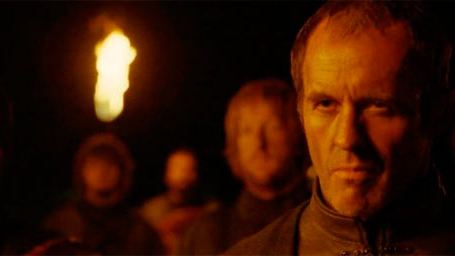 Stannis Baratheon compara 'Juego de Tronos' con el "porno alemán de los 70"