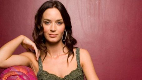 'Batman v Superman: Dawn of Justice': ¿Estará Emily Blunt junto a Ben Affleck y Henry Cavill? noticias imagen