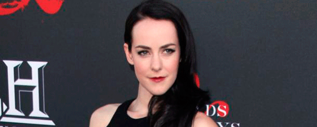 'Batman v Superman: Dawn of Justice': Jena Malone se une al reparto noticias imagen