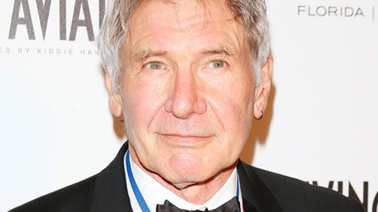 Harrison Ford sale del hospital después de su accidente de avioneta noticias imagen