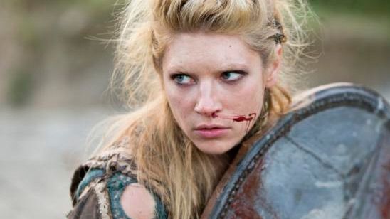 Katheryn Winnick y otras actrices de series defienden la igualdad de salarios en la industria noticias imagen