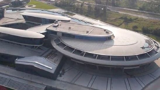 'Star Trek': Un empresario chino se gasta 145 millones de euros para convertir su oficina en la Enterprise noticias imagen